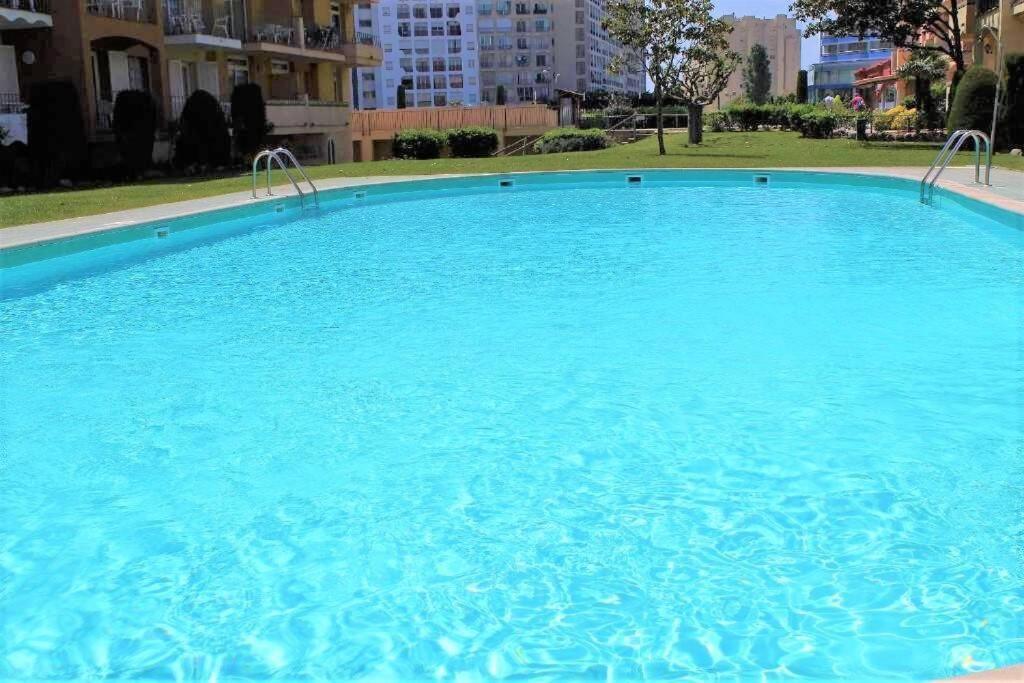 Greserva Kar-Centro, Junto A La Playa, 3 Piscinas, Wifi, Clima, Restaurantes 2024 Empuriabrava Dış mekan fotoğraf