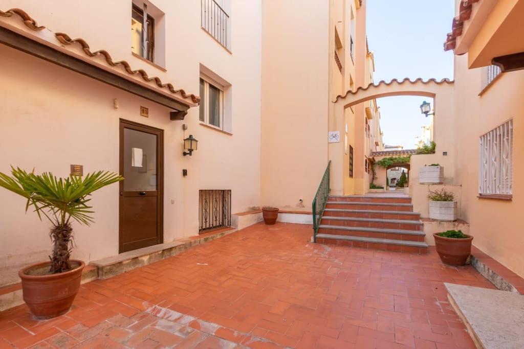 Greserva Kar-Centro, Junto A La Playa, 3 Piscinas, Wifi, Clima, Restaurantes 2024 Empuriabrava Dış mekan fotoğraf