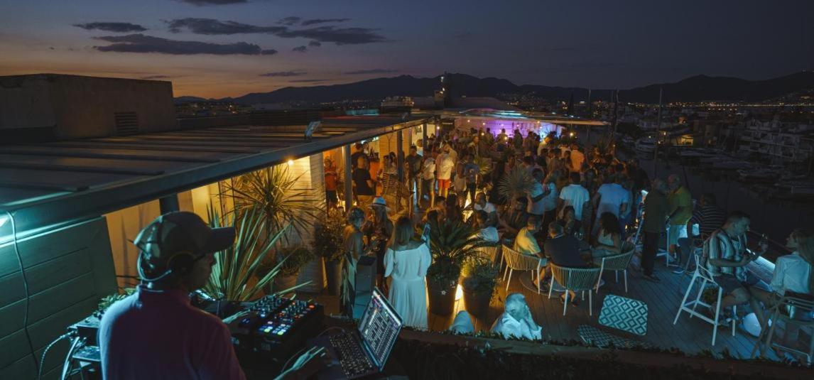Greserva Kar-Centro, Junto A La Playa, 3 Piscinas, Wifi, Clima, Restaurantes 2024 Empuriabrava Dış mekan fotoğraf